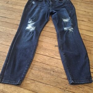 Judy Blue Dark Blue Distressed Boyfriend Jeans